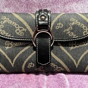 Vintage Dooney & Bourke Wallet
